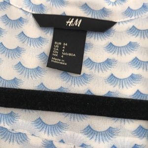 H&M Tops - H&M Tank Top H&M Tops - H&M Tank Top